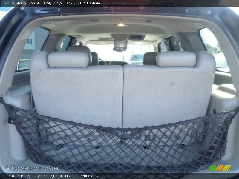 Onyx Black / Neutral/Shale 2006 GMC Yukon SLT 4x4