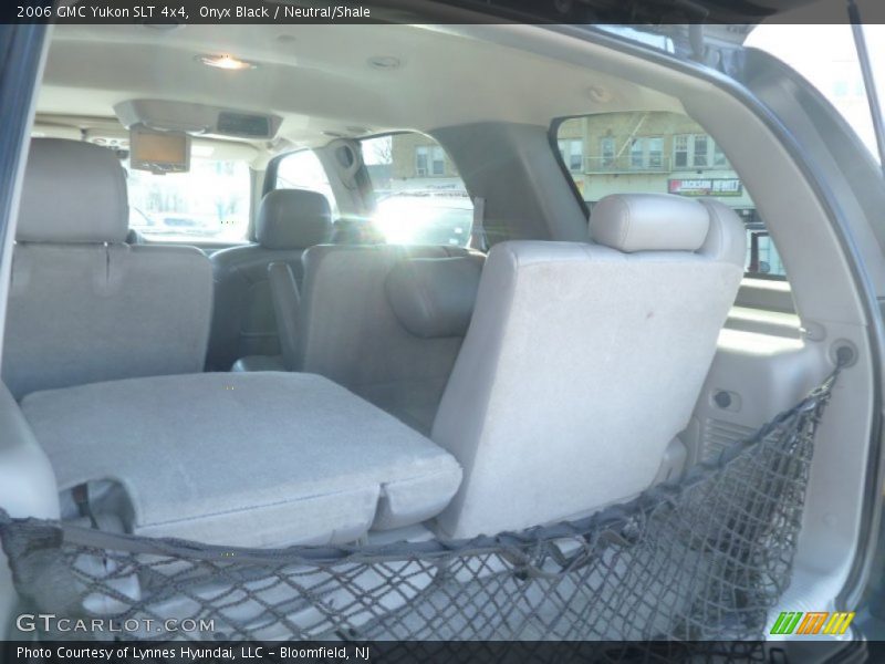 Onyx Black / Neutral/Shale 2006 GMC Yukon SLT 4x4