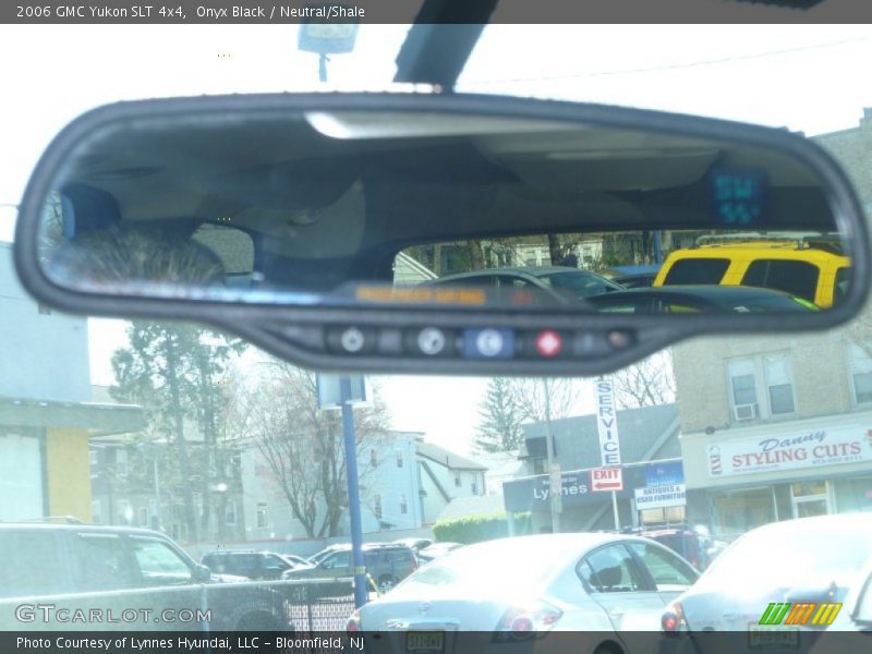 Onyx Black / Neutral/Shale 2006 GMC Yukon SLT 4x4