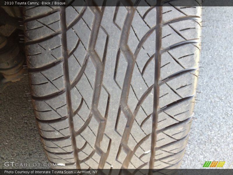 Black / Bisque 2010 Toyota Camry