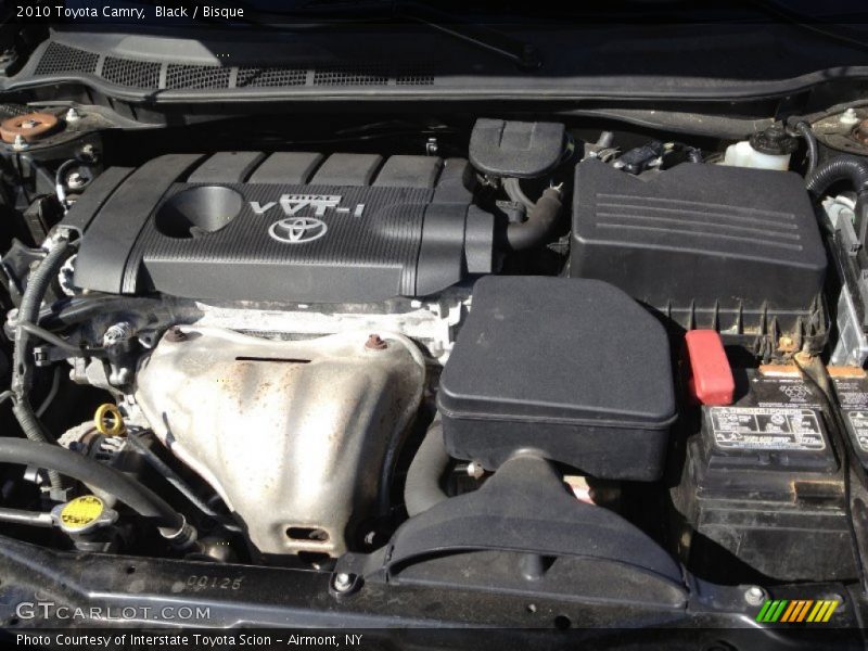 Black / Bisque 2010 Toyota Camry