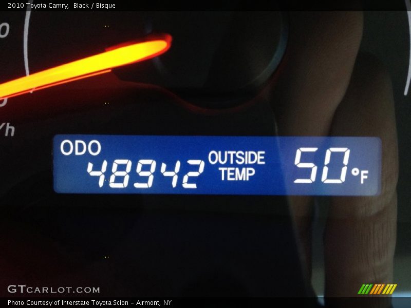 Black / Bisque 2010 Toyota Camry