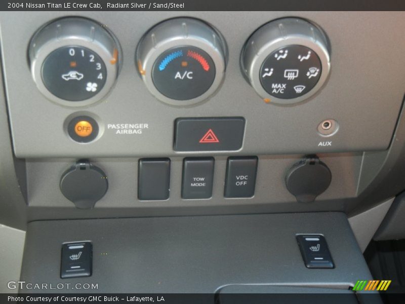 Radiant Silver / Sand/Steel 2004 Nissan Titan LE Crew Cab