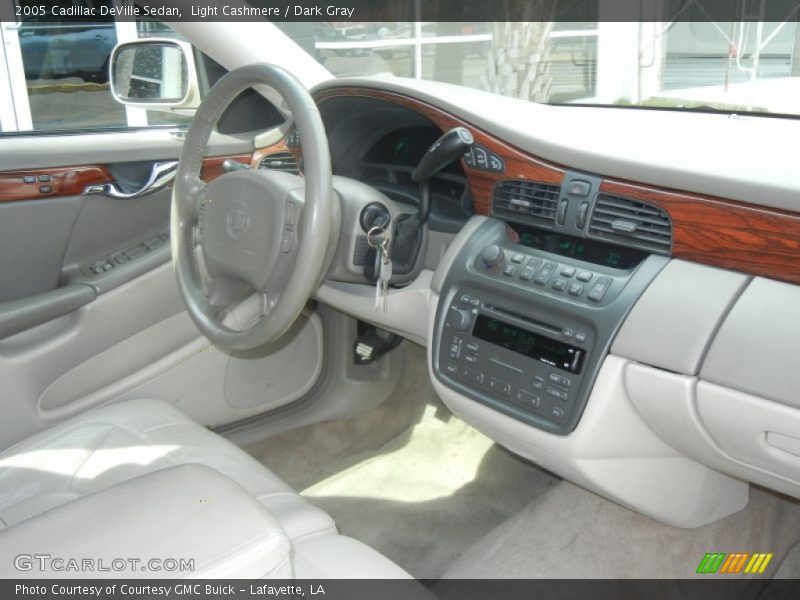 Light Cashmere / Dark Gray 2005 Cadillac DeVille Sedan