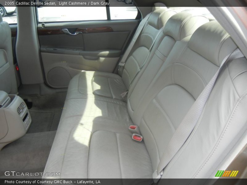 Light Cashmere / Dark Gray 2005 Cadillac DeVille Sedan