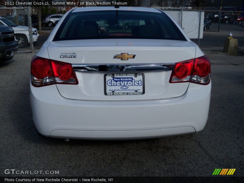 Summit White / Jet Black/Medium Titanium 2011 Chevrolet Cruze LS
