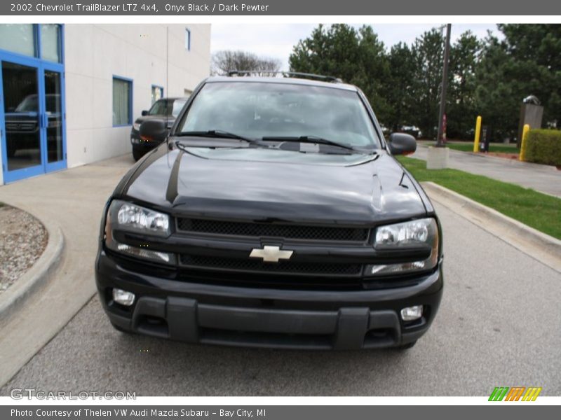 Onyx Black / Dark Pewter 2002 Chevrolet TrailBlazer LTZ 4x4
