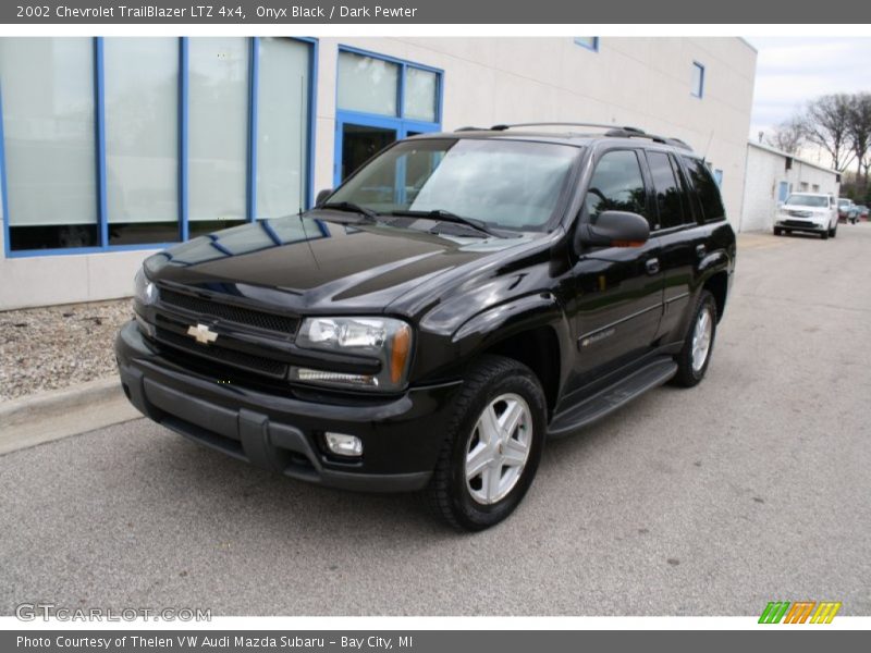 Onyx Black / Dark Pewter 2002 Chevrolet TrailBlazer LTZ 4x4