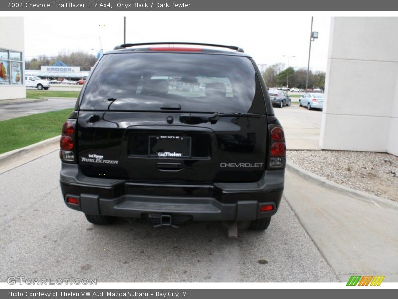 Onyx Black / Dark Pewter 2002 Chevrolet TrailBlazer LTZ 4x4