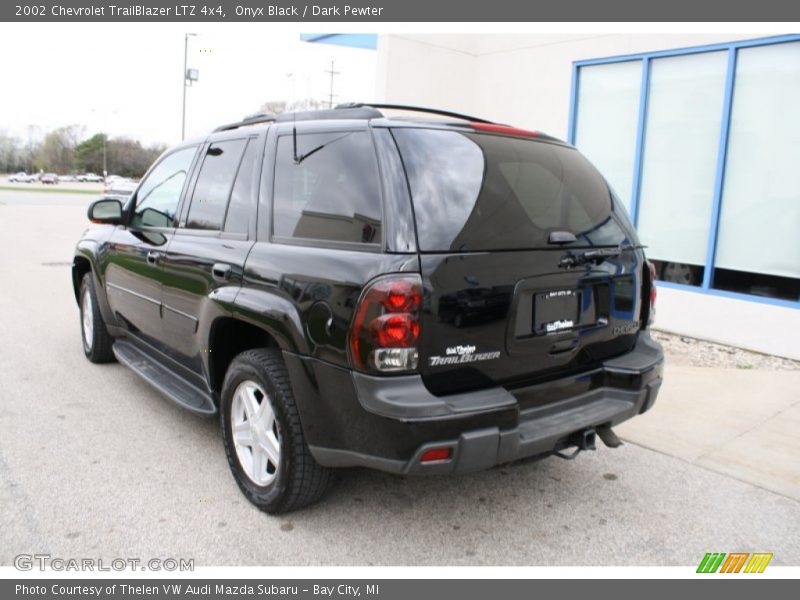 Onyx Black / Dark Pewter 2002 Chevrolet TrailBlazer LTZ 4x4