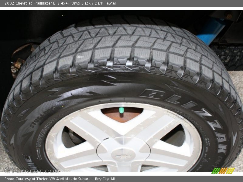 Onyx Black / Dark Pewter 2002 Chevrolet TrailBlazer LTZ 4x4