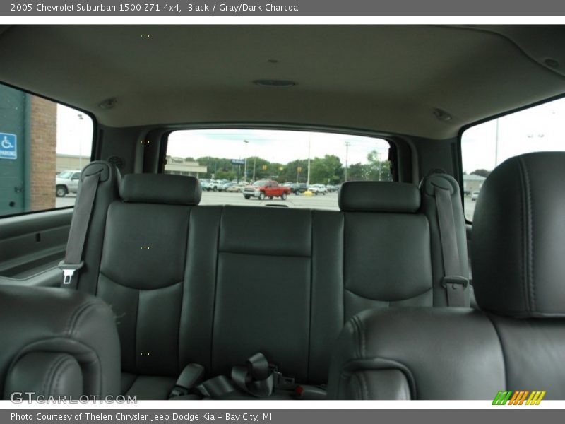 Black / Gray/Dark Charcoal 2005 Chevrolet Suburban 1500 Z71 4x4