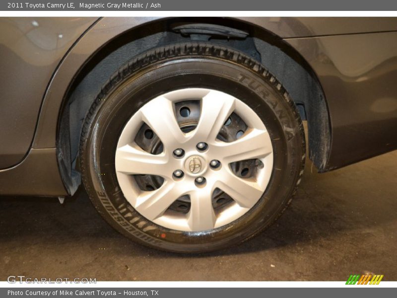 Magnetic Gray Metallic / Ash 2011 Toyota Camry LE