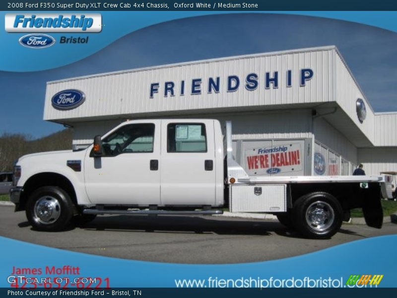 Oxford White / Medium Stone 2008 Ford F350 Super Duty XLT Crew Cab 4x4 Chassis