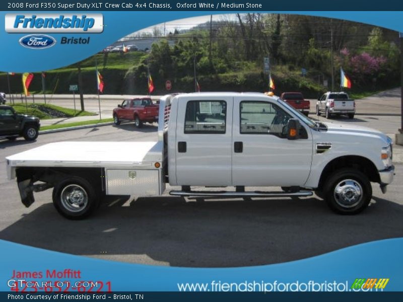 Oxford White / Medium Stone 2008 Ford F350 Super Duty XLT Crew Cab 4x4 Chassis