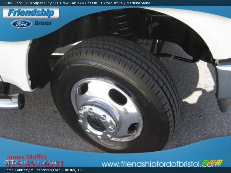 Oxford White / Medium Stone 2008 Ford F350 Super Duty XLT Crew Cab 4x4 Chassis