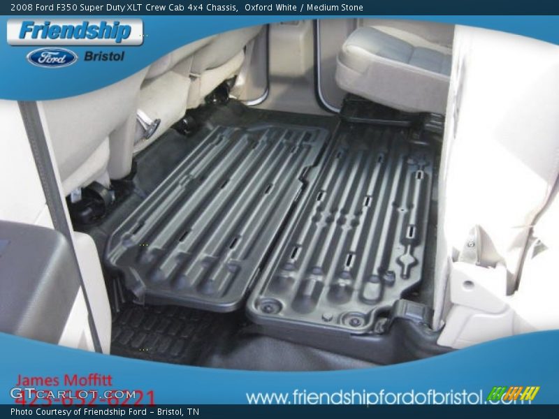 Oxford White / Medium Stone 2008 Ford F350 Super Duty XLT Crew Cab 4x4 Chassis