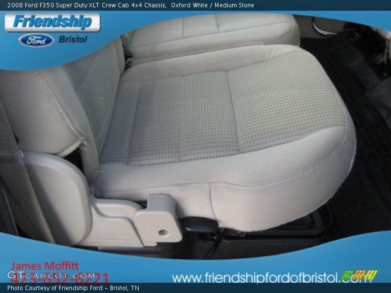 Oxford White / Medium Stone 2008 Ford F350 Super Duty XLT Crew Cab 4x4 Chassis