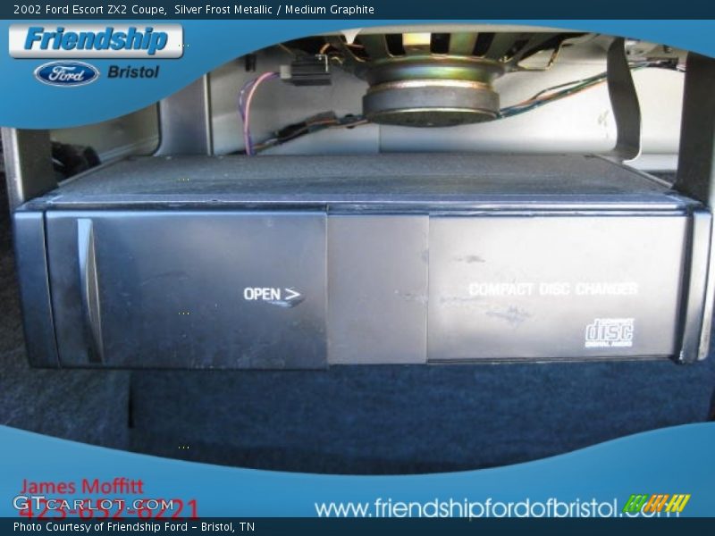 Silver Frost Metallic / Medium Graphite 2002 Ford Escort ZX2 Coupe