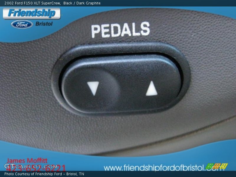 Black / Dark Graphite 2002 Ford F150 XLT SuperCrew