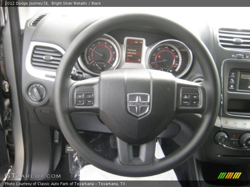 Bright Silver Metallic / Black 2012 Dodge Journey SE