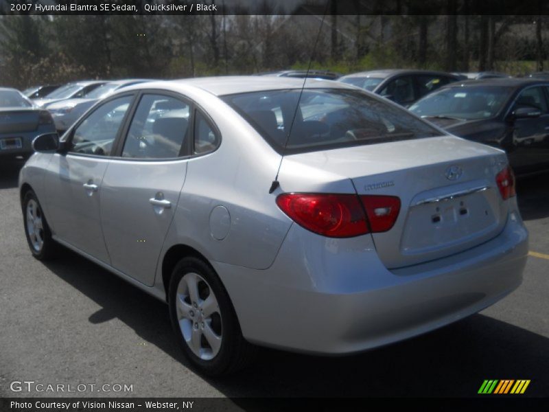 Quicksilver / Black 2007 Hyundai Elantra SE Sedan