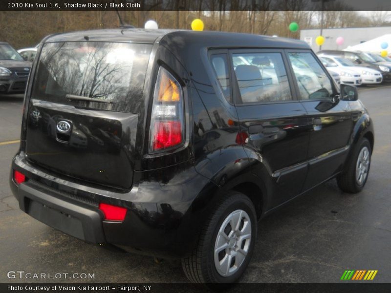 Shadow Black / Black Cloth 2010 Kia Soul 1.6