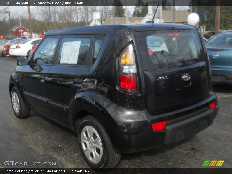 Shadow Black / Black Cloth 2010 Kia Soul 1.6