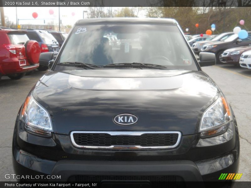 Shadow Black / Black Cloth 2010 Kia Soul 1.6