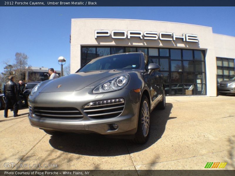 Umber Brown Metallic / Black 2012 Porsche Cayenne