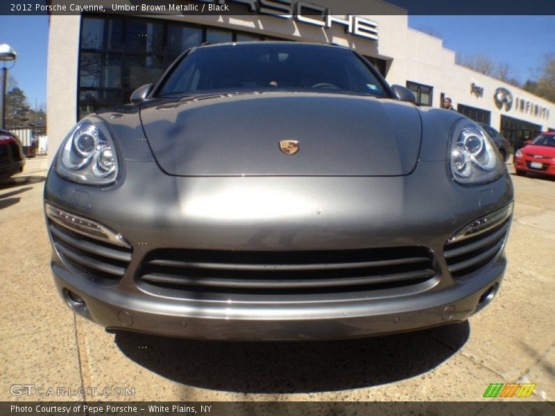 Umber Brown Metallic / Black 2012 Porsche Cayenne
