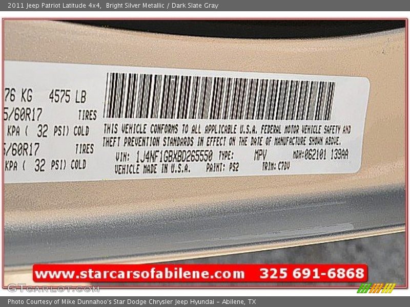 Bright Silver Metallic / Dark Slate Gray 2011 Jeep Patriot Latitude 4x4