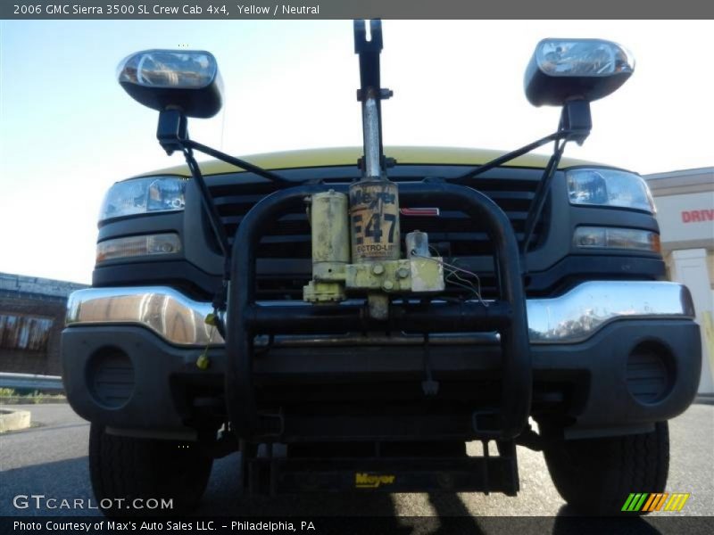 Yellow / Neutral 2006 GMC Sierra 3500 SL Crew Cab 4x4