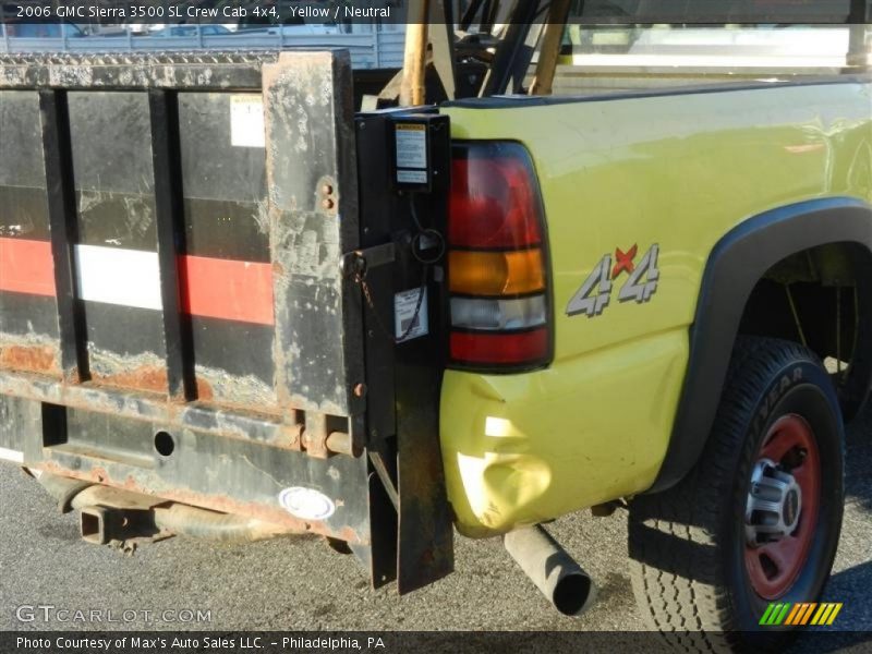 Yellow / Neutral 2006 GMC Sierra 3500 SL Crew Cab 4x4