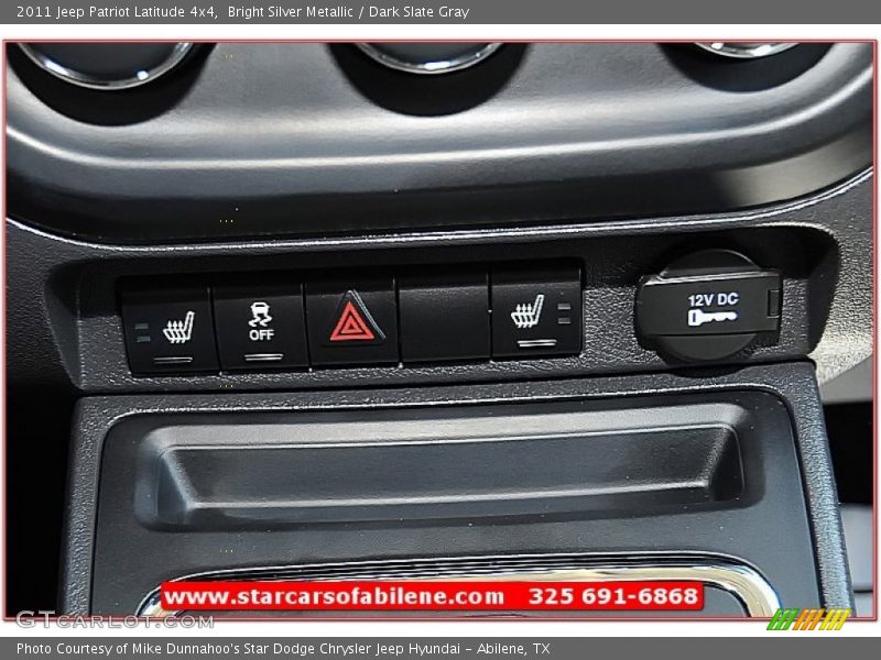 Bright Silver Metallic / Dark Slate Gray 2011 Jeep Patriot Latitude 4x4