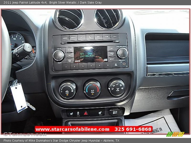 Bright Silver Metallic / Dark Slate Gray 2011 Jeep Patriot Latitude 4x4
