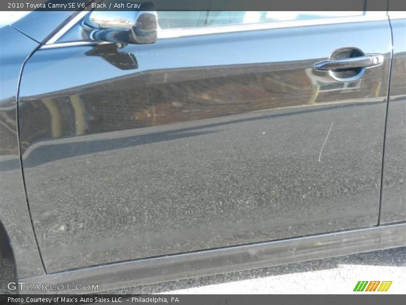 Black / Ash Gray 2010 Toyota Camry SE V6