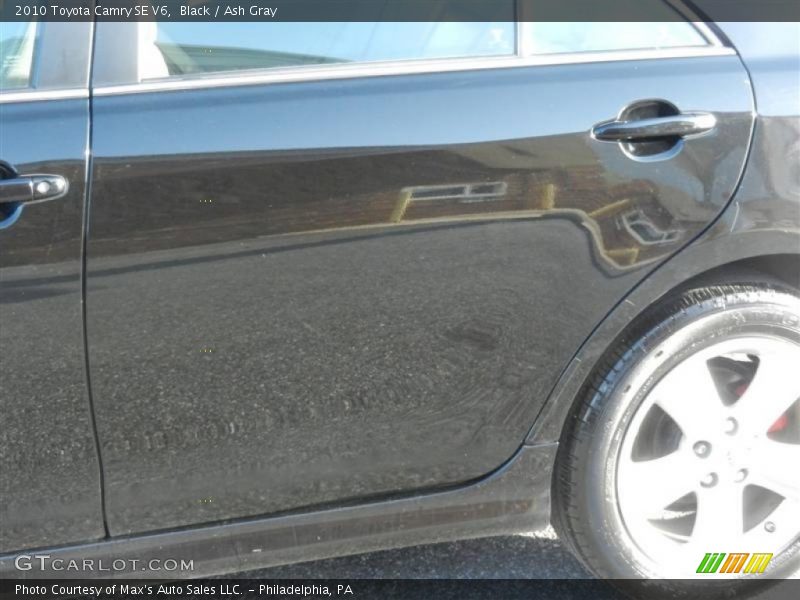 Black / Ash Gray 2010 Toyota Camry SE V6