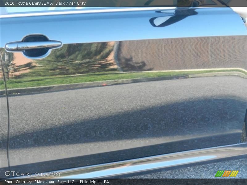 Black / Ash Gray 2010 Toyota Camry SE V6