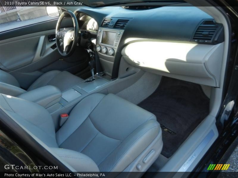 Black / Ash Gray 2010 Toyota Camry SE V6