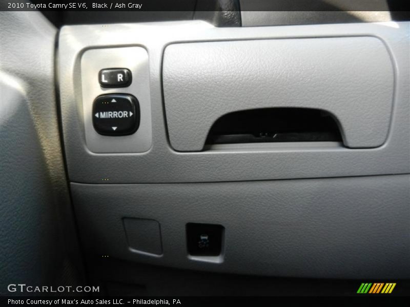 Black / Ash Gray 2010 Toyota Camry SE V6