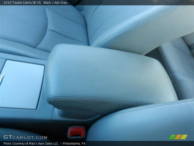 Black / Ash Gray 2010 Toyota Camry SE V6