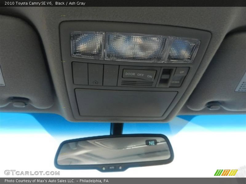 Black / Ash Gray 2010 Toyota Camry SE V6