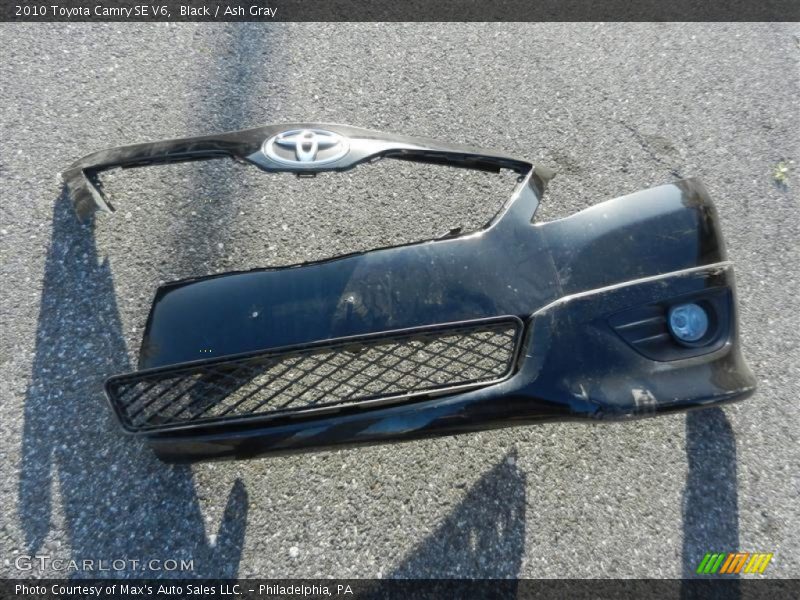 Black / Ash Gray 2010 Toyota Camry SE V6
