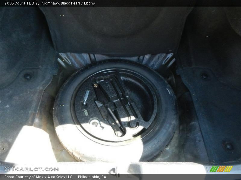 Nighthawk Black Pearl / Ebony 2005 Acura TL 3.2