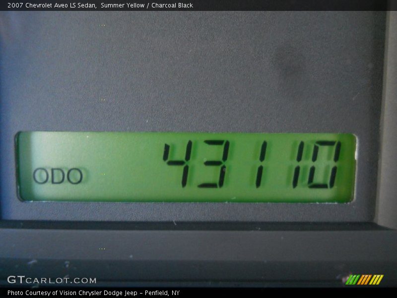 Summer Yellow / Charcoal Black 2007 Chevrolet Aveo LS Sedan