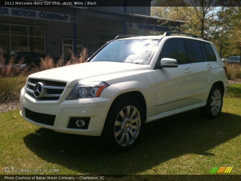 Arctic White / Black 2011 Mercedes-Benz GLK 350