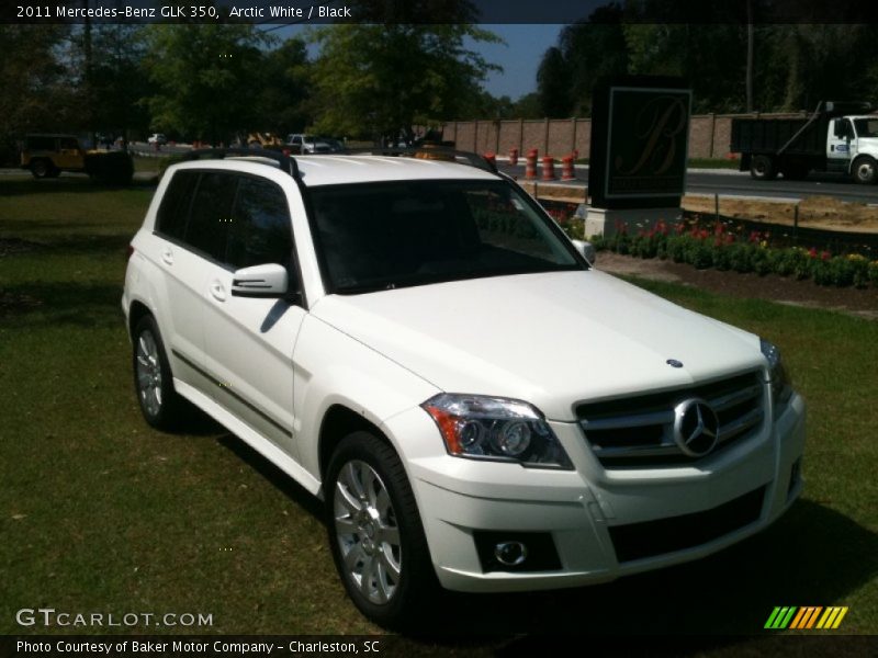 Arctic White / Black 2011 Mercedes-Benz GLK 350