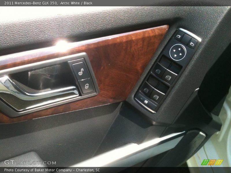 Arctic White / Black 2011 Mercedes-Benz GLK 350