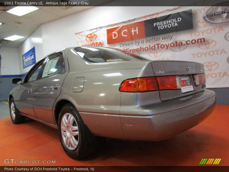 Antique Sage Pearl / Gray 2001 Toyota Camry LE